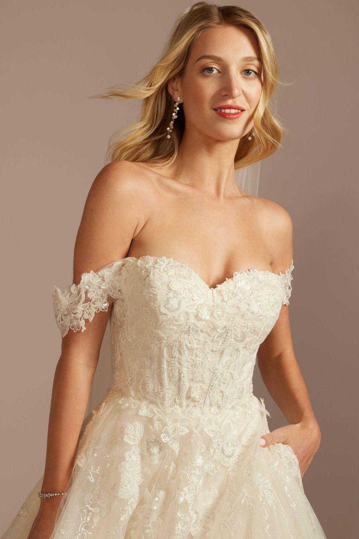 Vestido de novia princesa con mangas desmontables, MARFIL/PIEDRA, hi-res