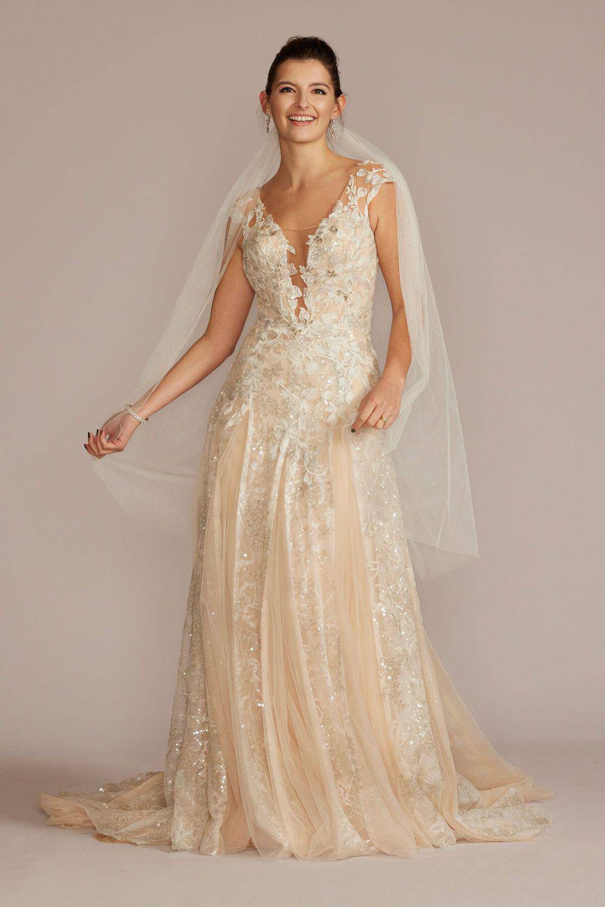 Vestido de novia l&iacute;nea A con aplicaciones florales y escote profundo, MARFIL/CHAMPAGNE, hi-res