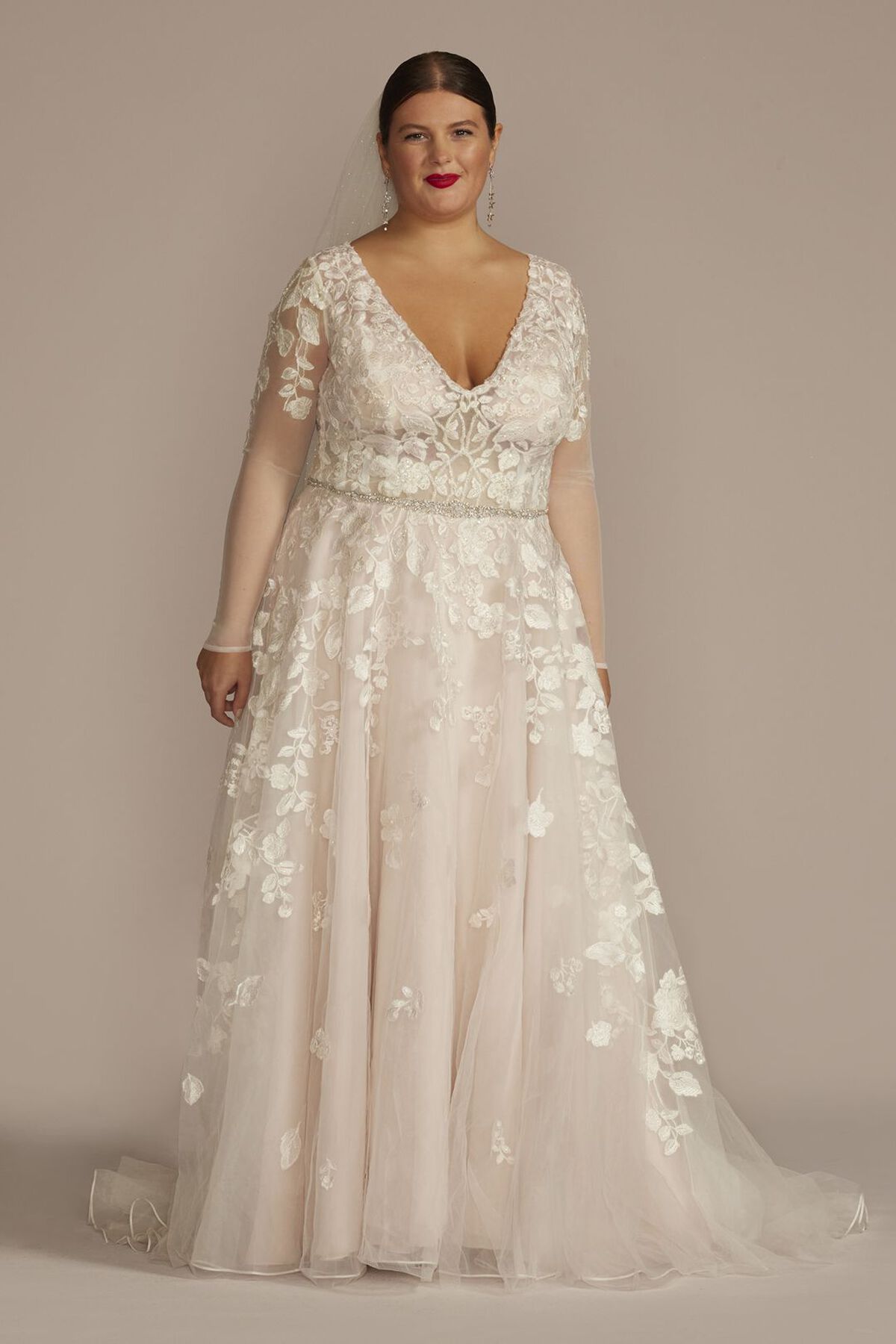 Vestido de novia l&iacute;nea A con mangas largas y escote profundo, MARFIL/CASHMERE, hi-res