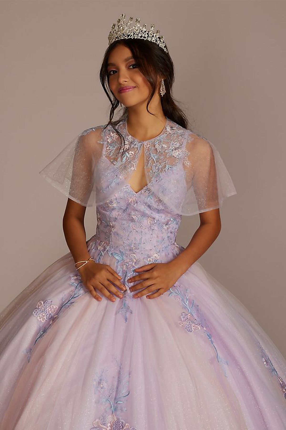 Vestido de quincea&ntilde;era con aplicaciones florales y bolero, MARFIL MULTI, hi-res