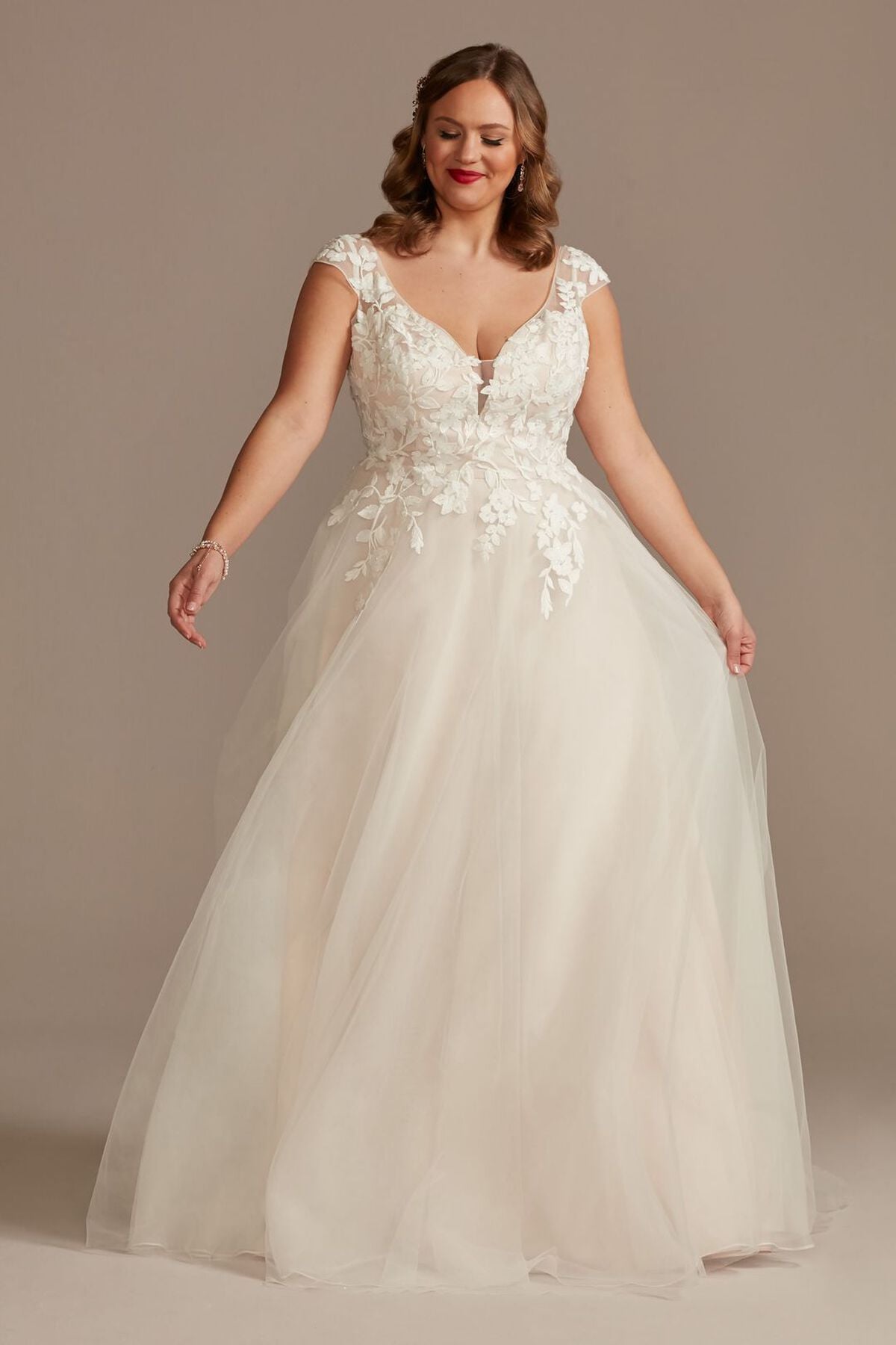 Vestido de novia princesa con aplicaciones florales de encaje, MARFIL/CASHMERE, hi-res