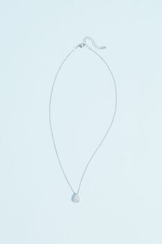 Collar de cristal en forma de gota