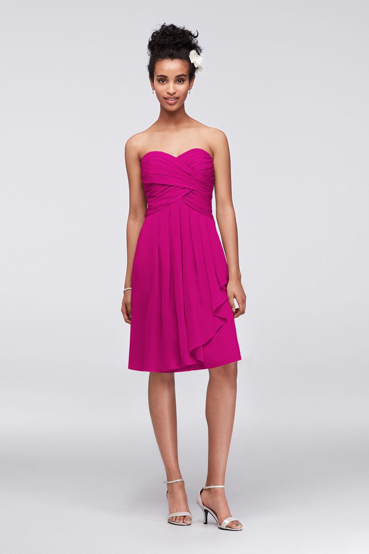 Vestido de dama corto con escote coraz&oacute;n, , hi-res