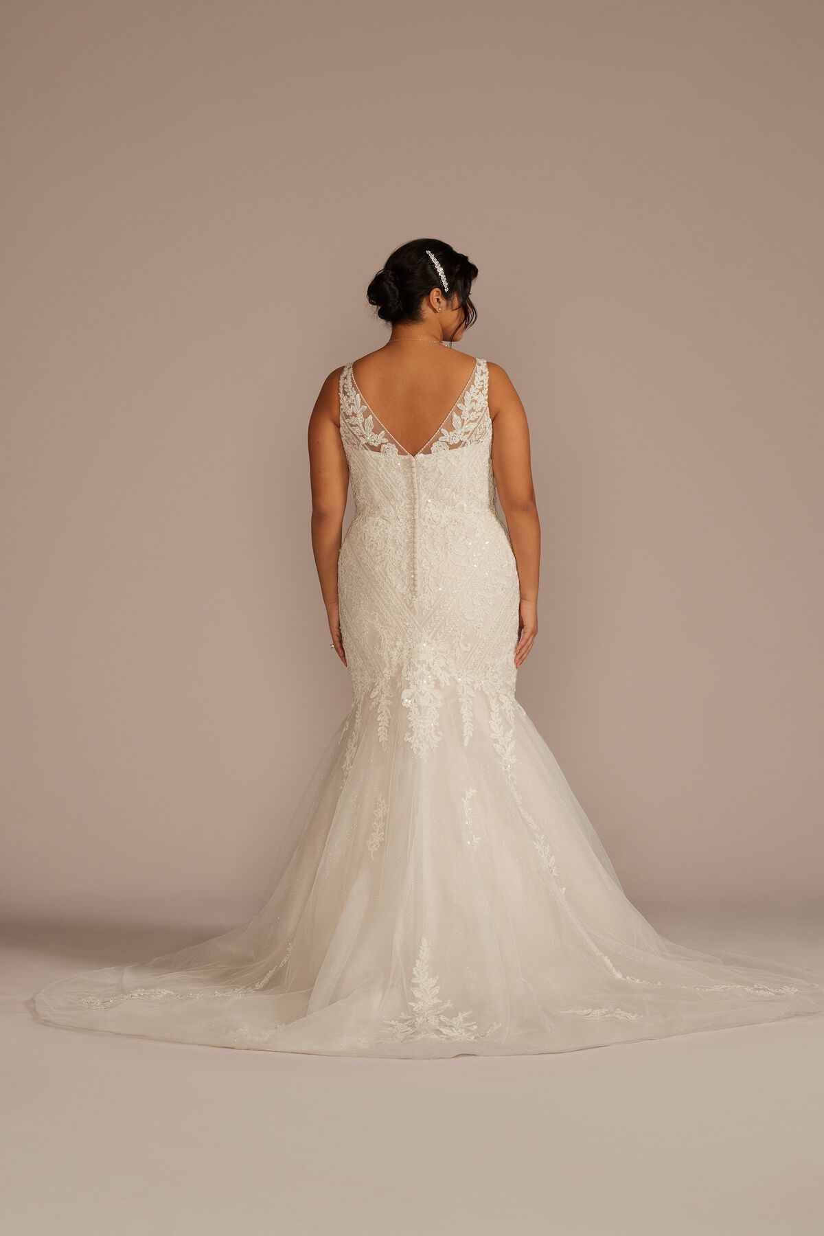 Vestido de novia sirena con aplicaciones de encaje y escote en V, MARFIL/CASHMERE, hi-res