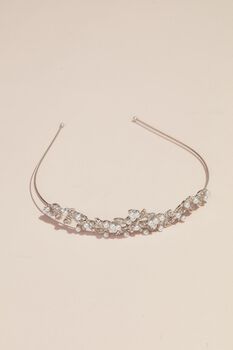 Diadema con perlas y cristales