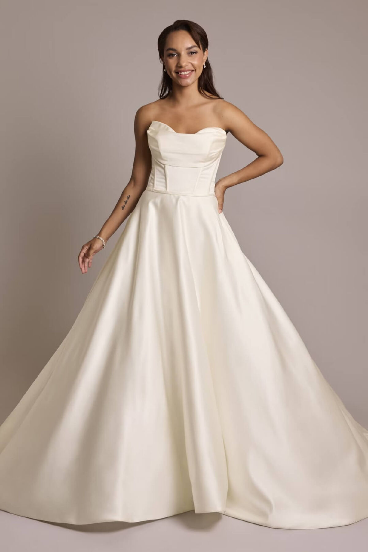 Vestido de novia satinado sin tirantes, MARFIL, hi-res
