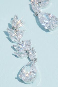 Aretes con cristales en forma de hojas