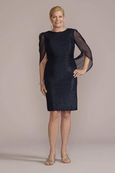 Vestido corto con mangas de tul al codo
