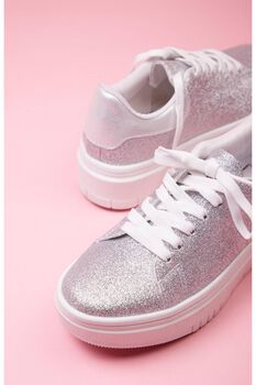 Tenis de plataforma con glitter