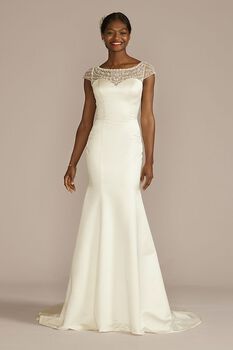Vestido de novia sirena de encaje con satín
