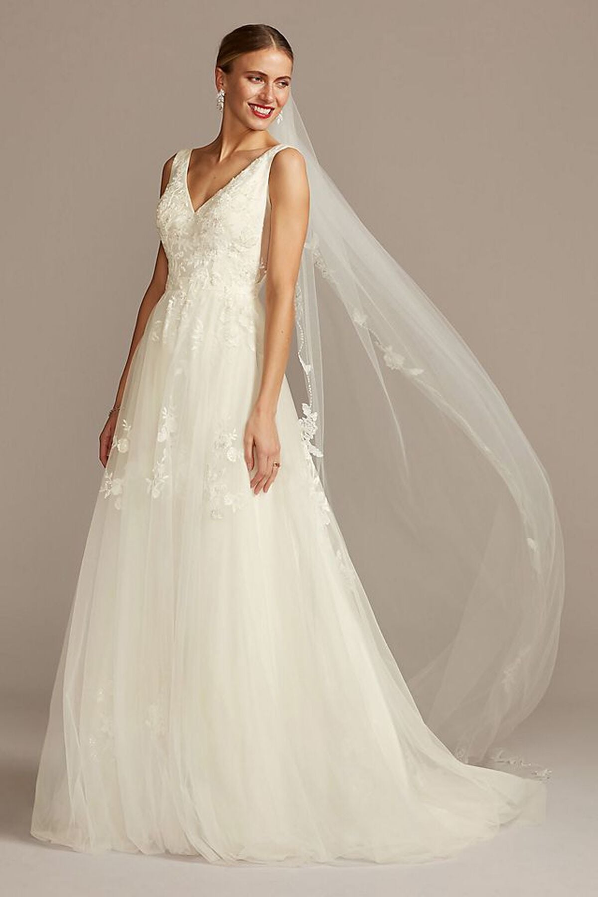 Vestido de novia princesa con espalda escotada, MARFIL, hi-res