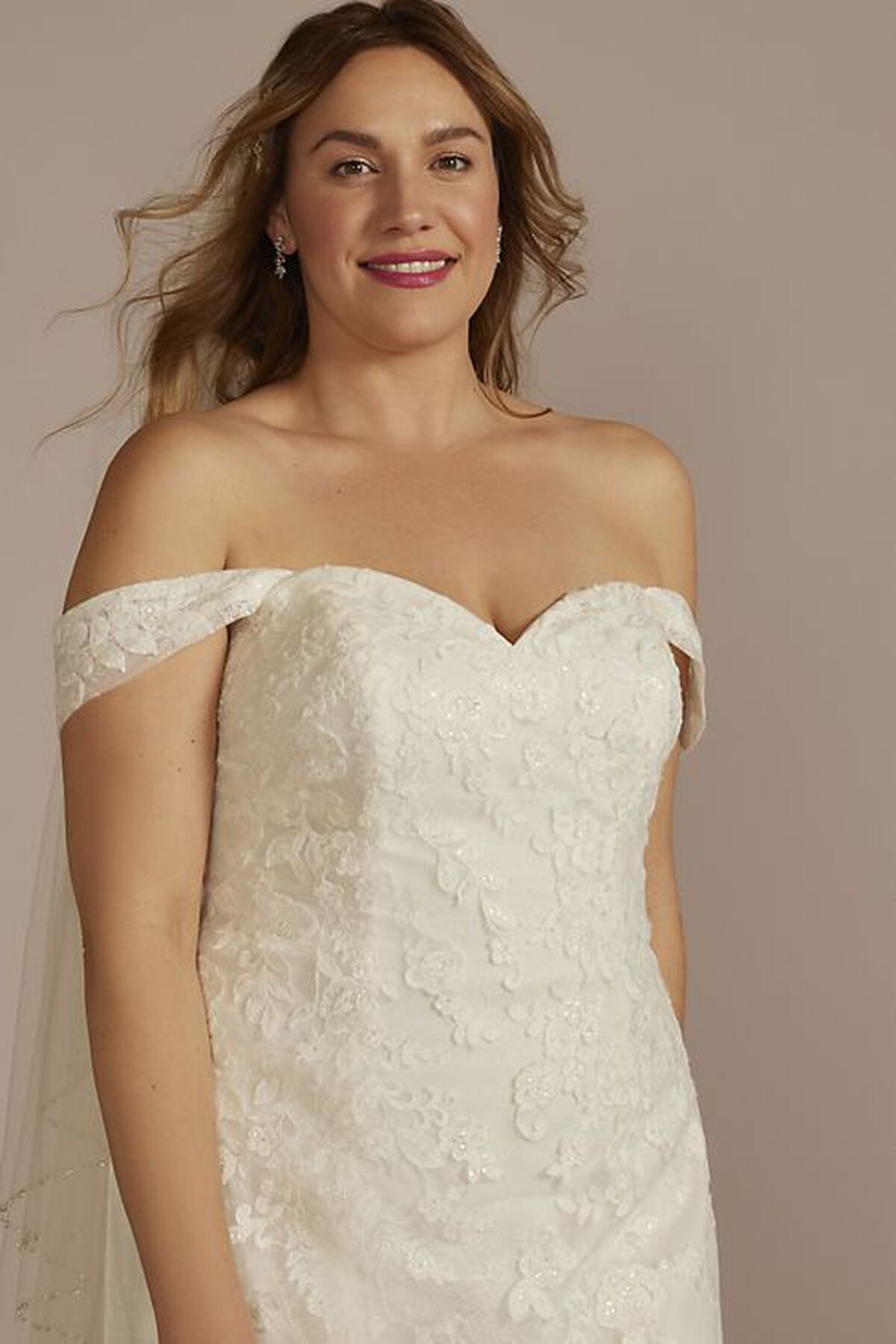Vestido de novia sirena con escote coraz&oacute;n y mangas al hombro, MARFIL, hi-res