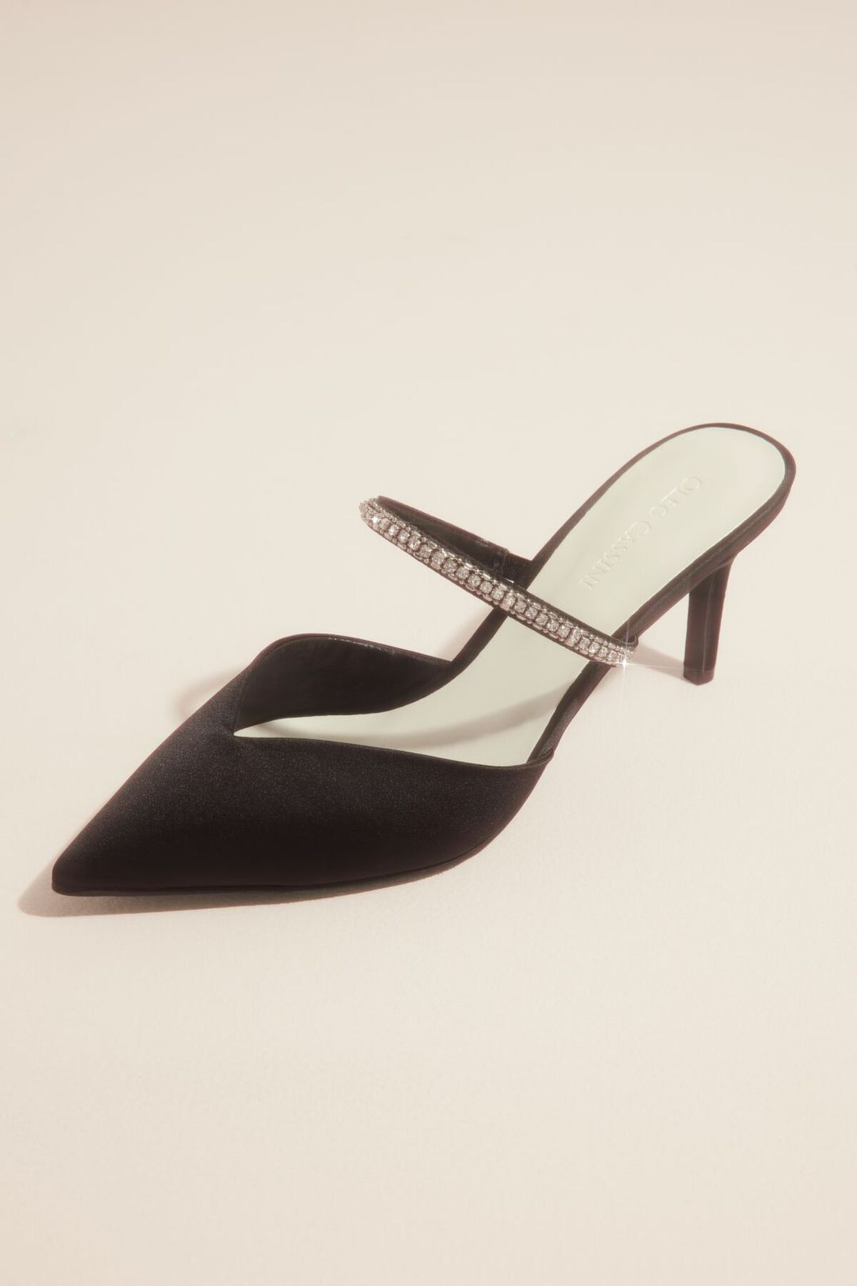 Zapatilla de novia en pico con pedrer&iacute;a, NEGRO, hi-res