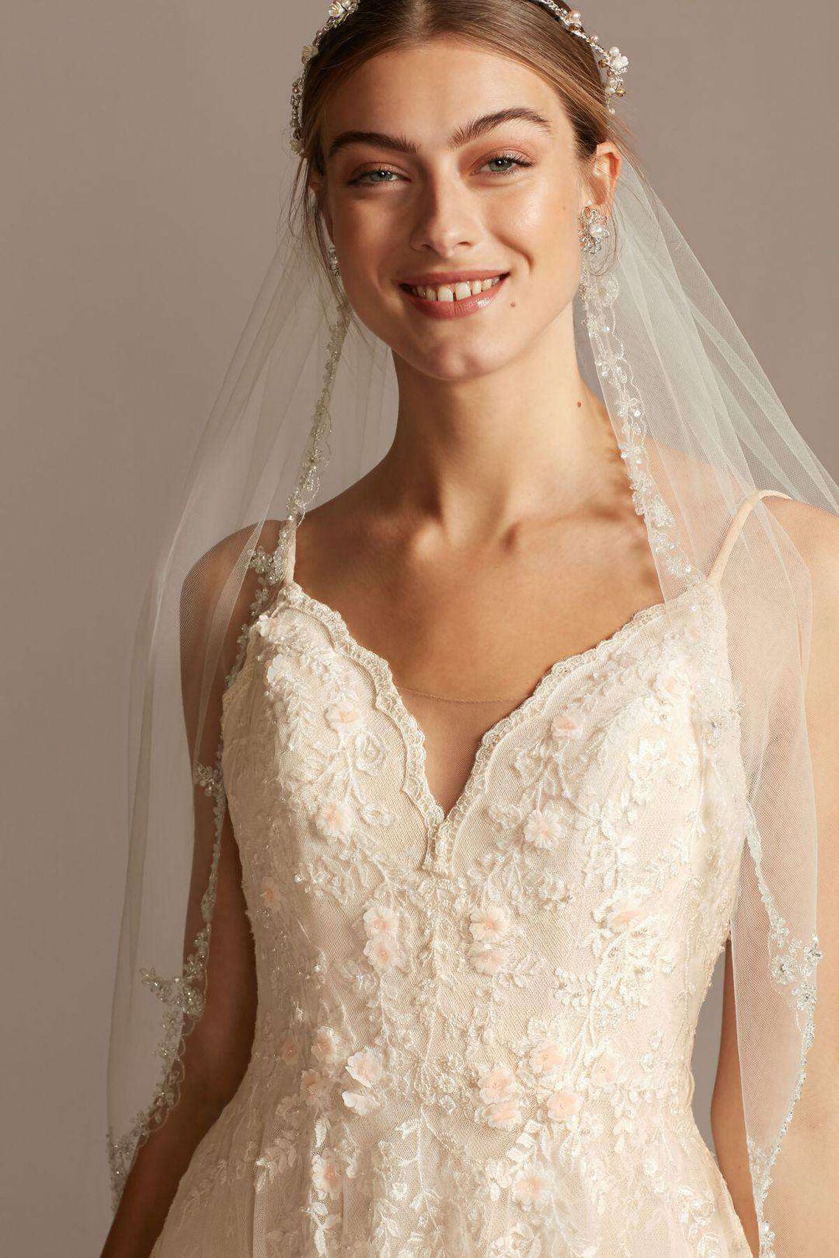 Vestido de novia l&iacute;nea A con aplicaciones florales, MARFIL CH, hi-res