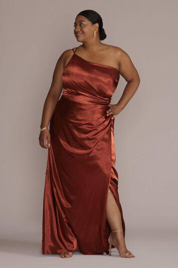 Vestido de dama con escote asim&eacute;trico y abertura en pierna, GEMA, hi-res image number null