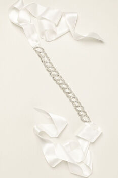 Cintur&oacute;n de cristales festoneado