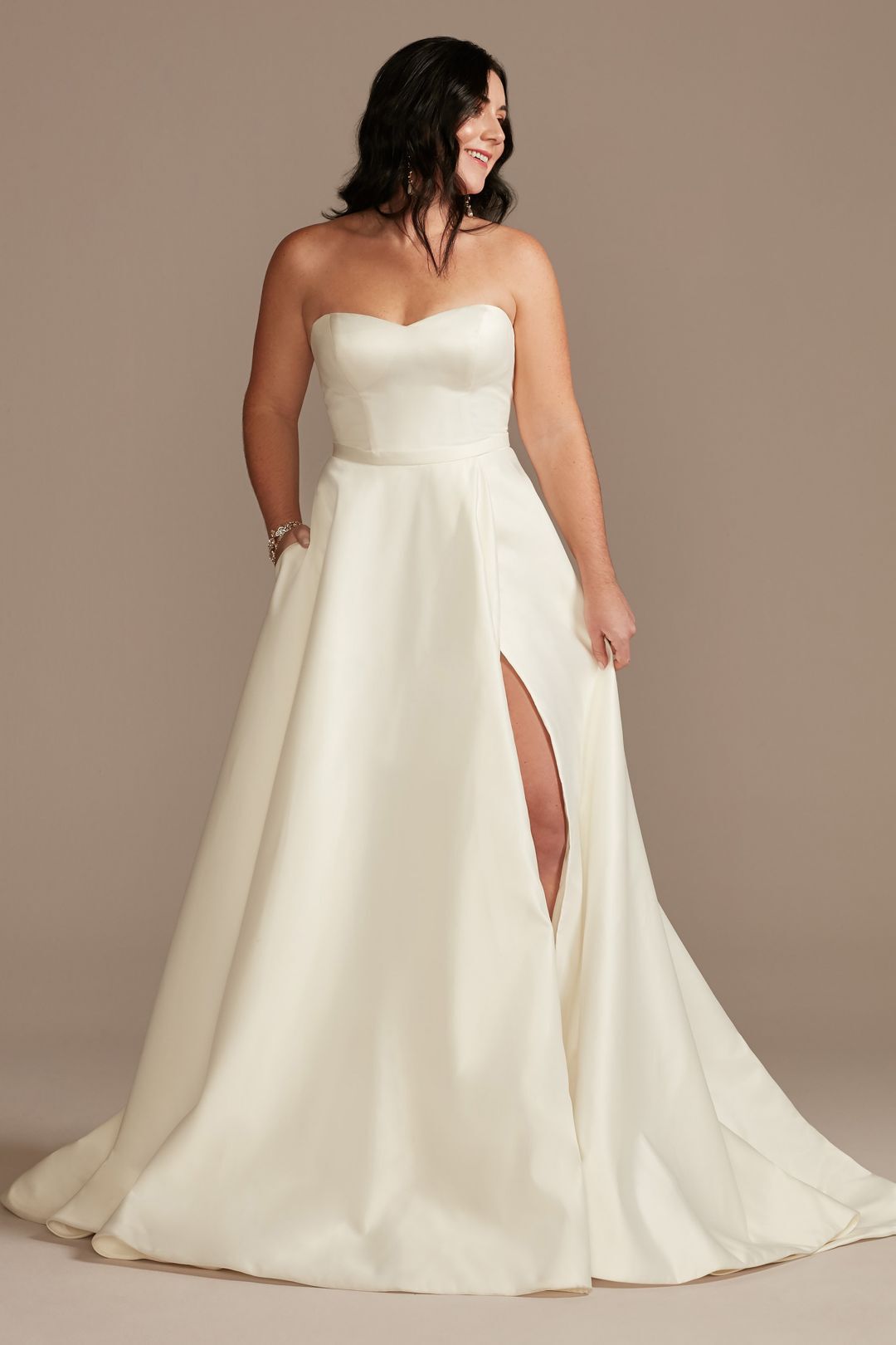 Vestidos de novia dama fiesta y quinceanera David s Bridal