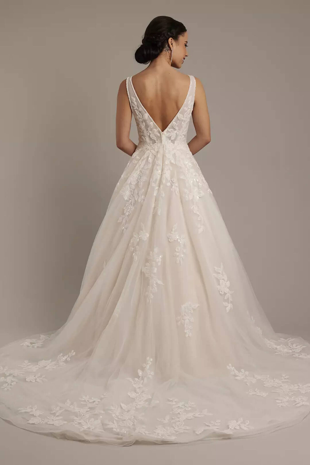 Vestido de novia corte princesa con escote pronunciado, MARFIL SOLIDO, hi-res
