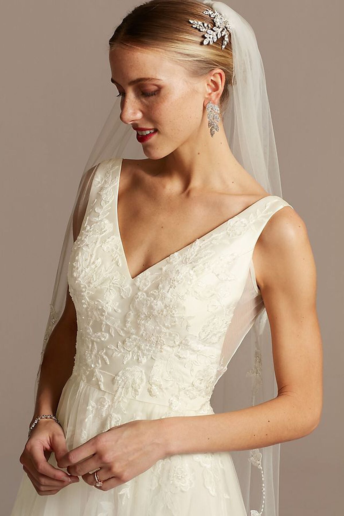 Vestido de novia princesa con espalda escotada, MARFIL, hi-res