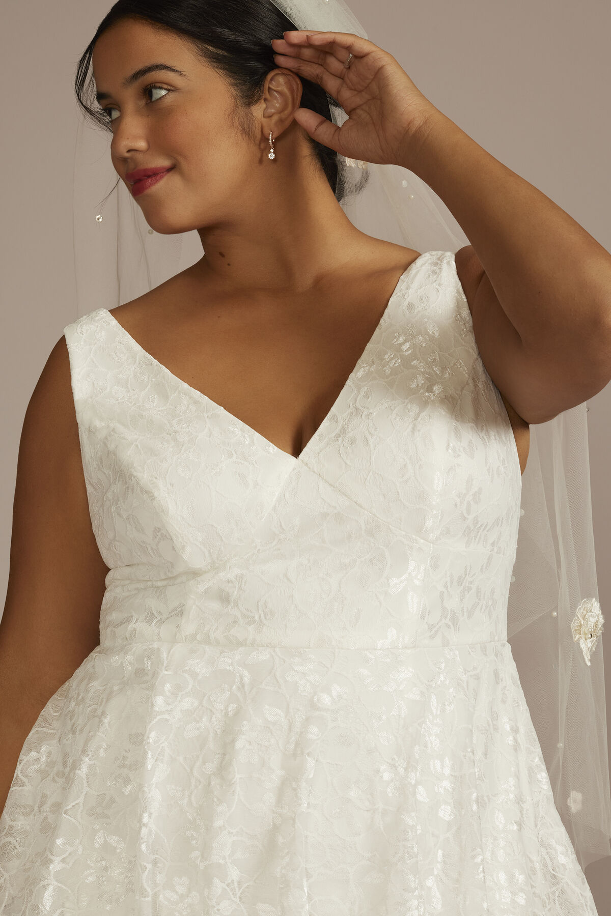 Vestido de novia l&iacute;nea A de encaje con falda en niveles, BLANCO SUAVE, hi-res