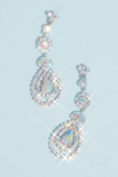 Aretes en forma de gota con cristales
