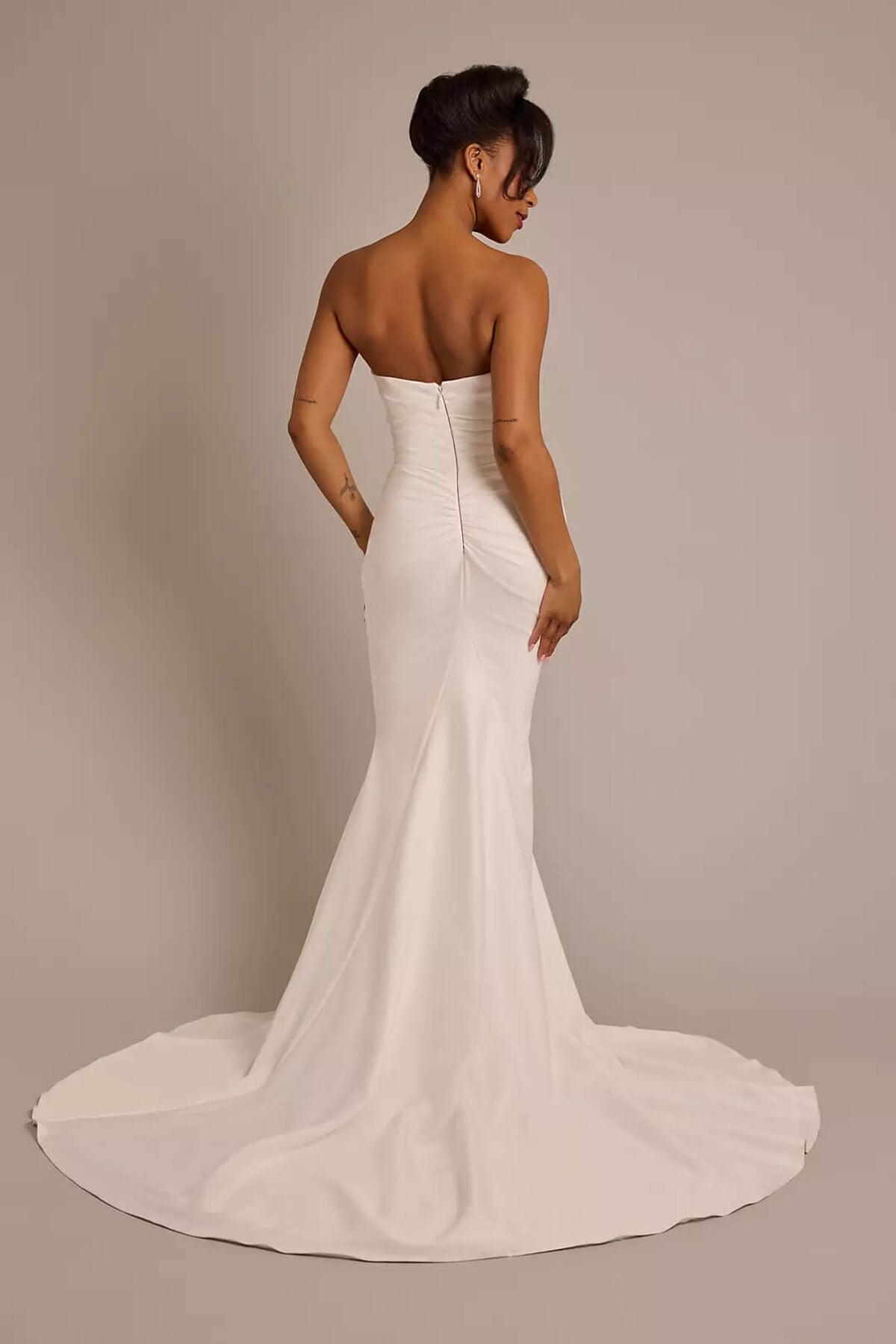 Vestido de novia corte sirena con drapeado, BLANCO SUAVE, hi-res