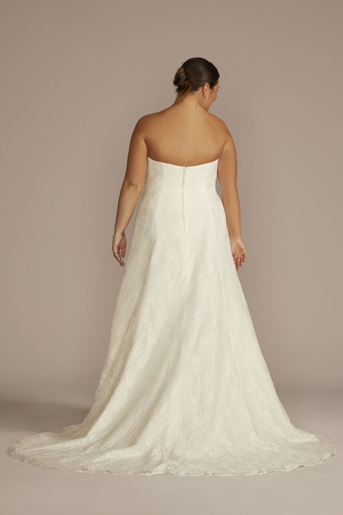 Vestido de novia strapless de encaje con escote coraz&oacute;n, BLANCO, hi-res
