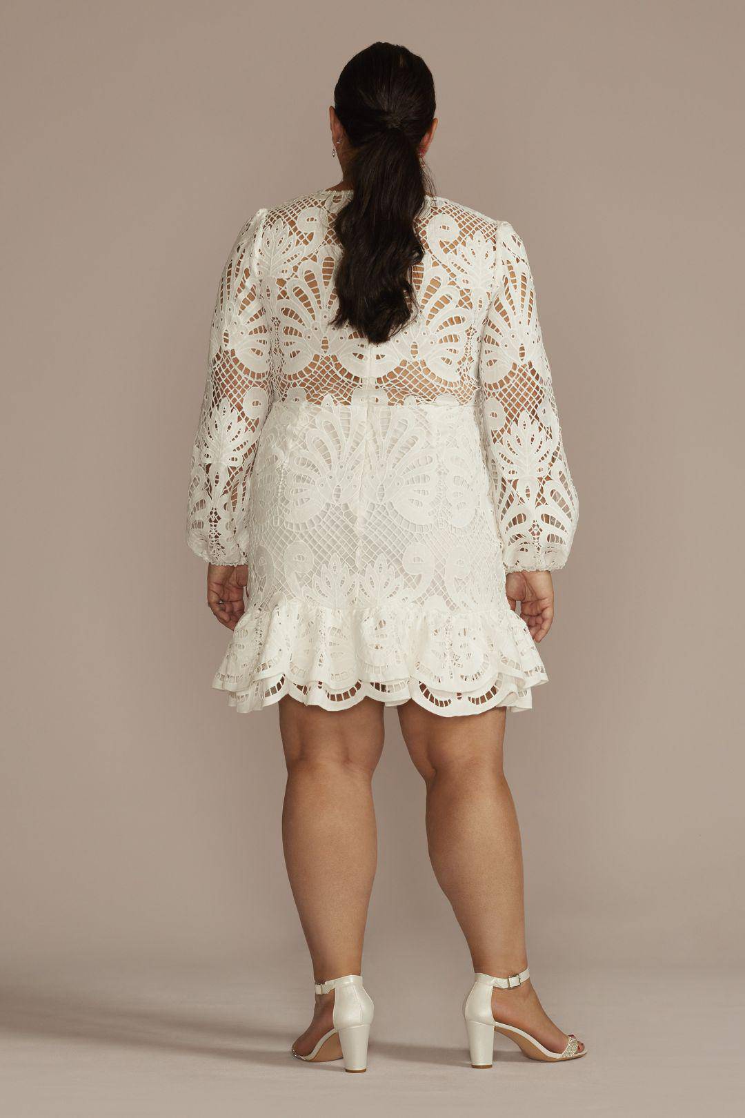 Vestido de novia corto de encaje con mangas largas, BLANCO SUAVE, hi-res