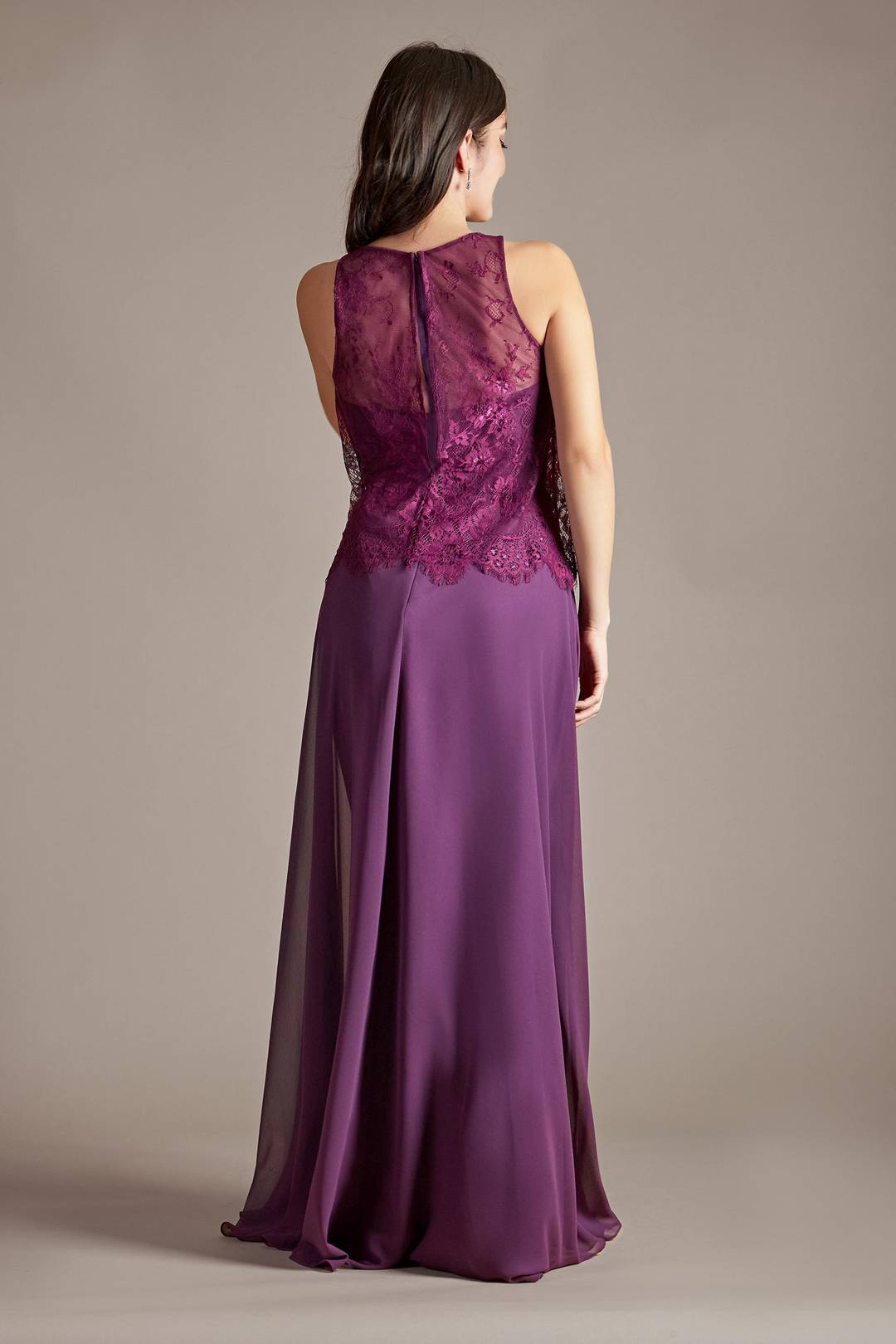 Vestido largo de escote ilusión con aplicación de encaje y falda en línea A, VINO, hi-res