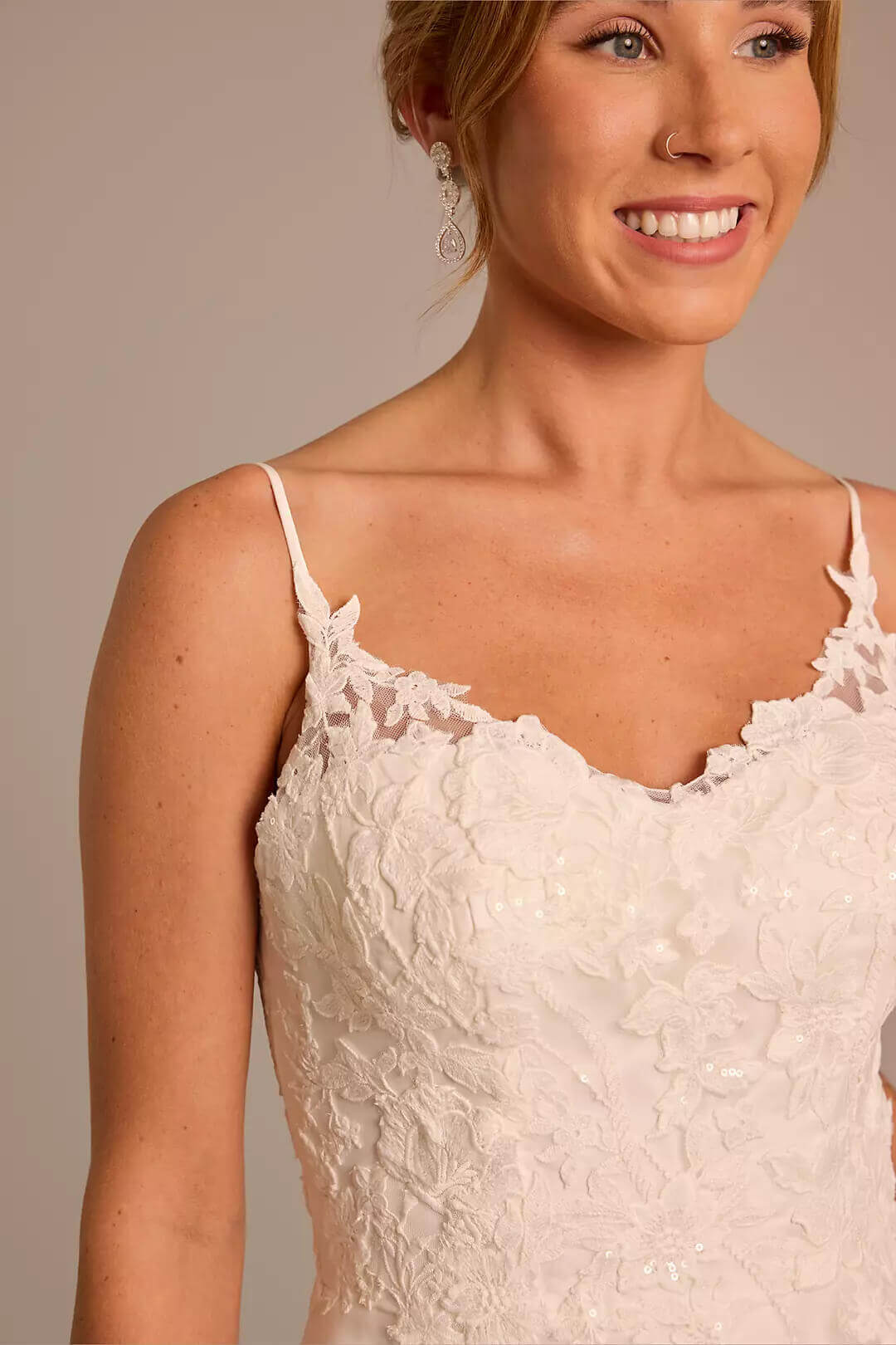Vestido de novia línea A con encaje, BLANCO SUAVE, hi-res
