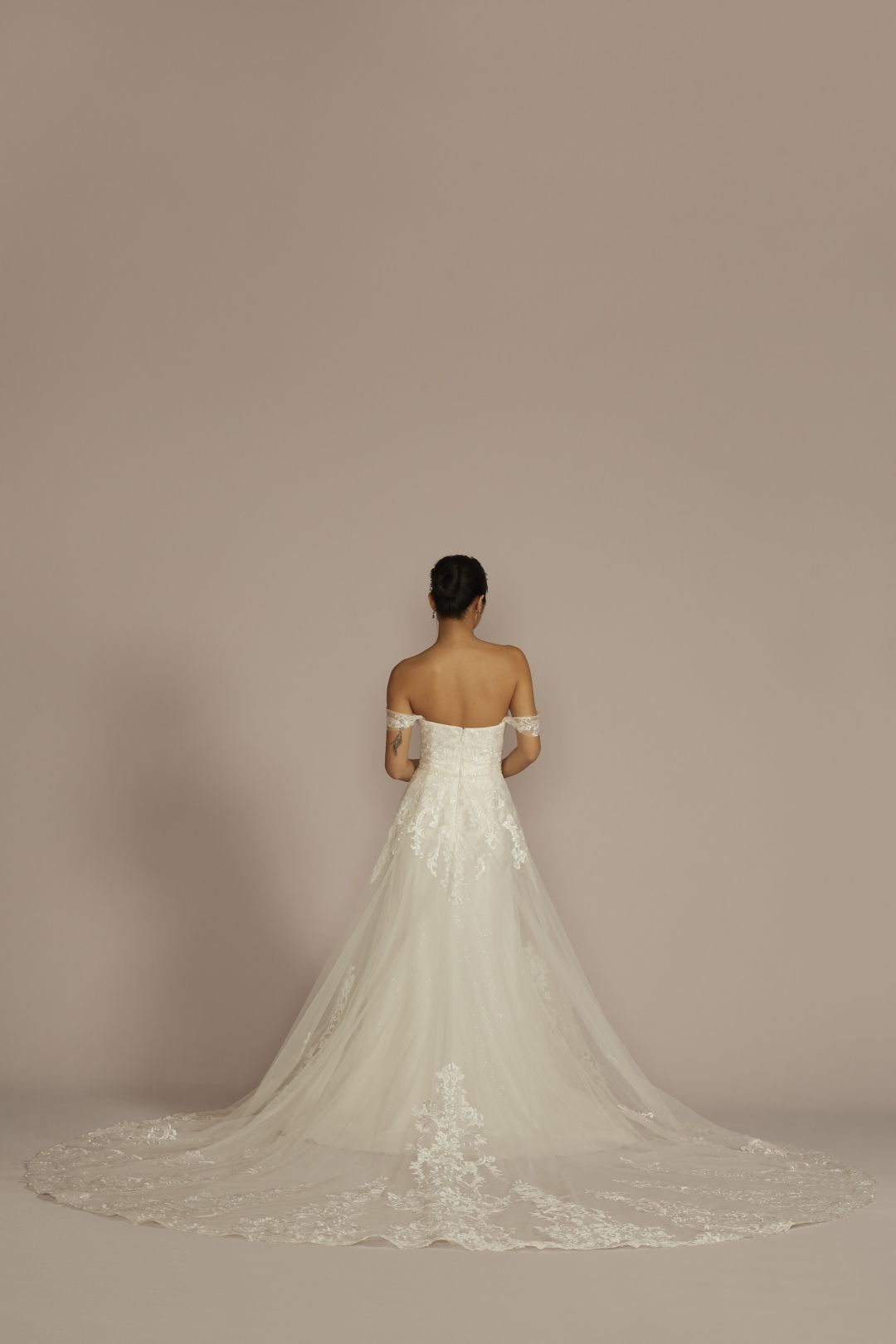 Vestido de novia línea A con falda de tul y mangas desmontables, MARFIL, hi-res