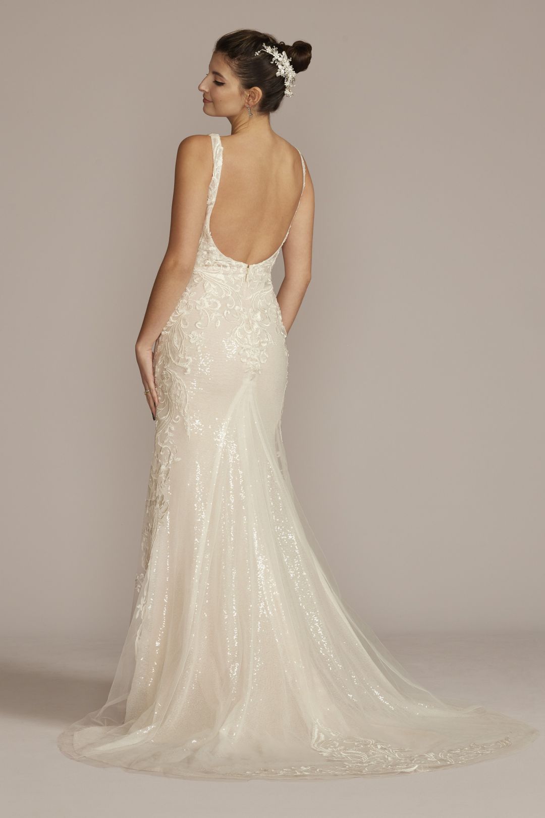 Vestido de novia recto escote profundo con aplicaciones 3D, MARFIL SOLIDO, hi-res