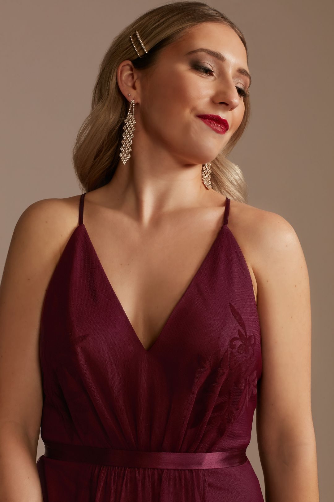 Vestido de dama de tul con aplicaciones bordadas, NEGRO, hi-res