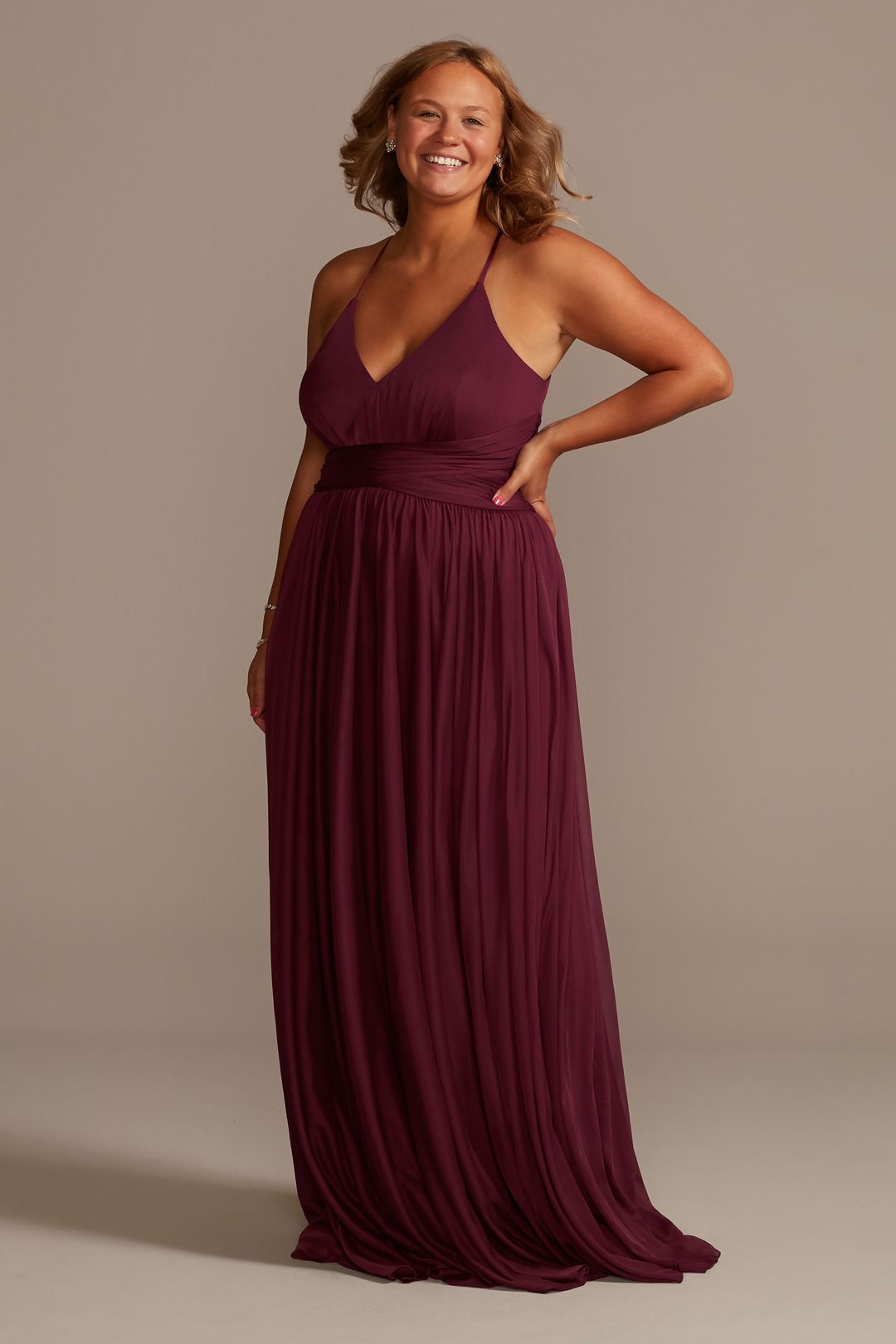 Vestido de dama con drapeado en cintura y escote en V, VINO, hi-res