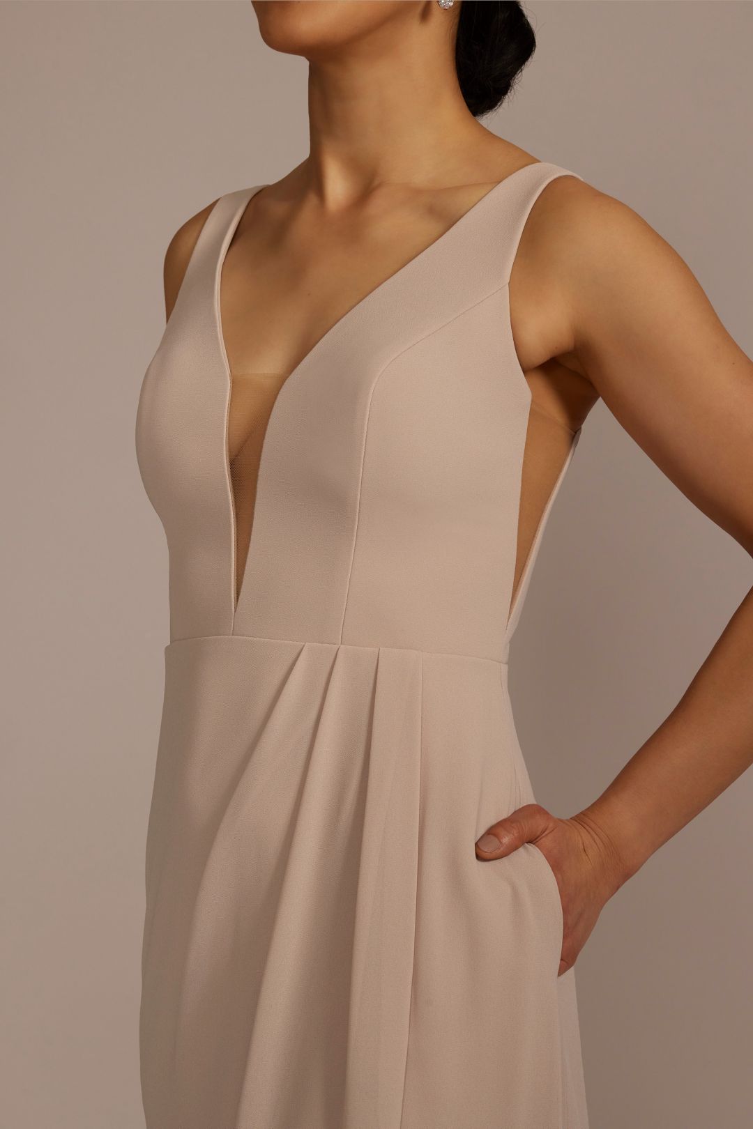 Vestido de dama sin mangas con escote profundo, VINO, hi-res