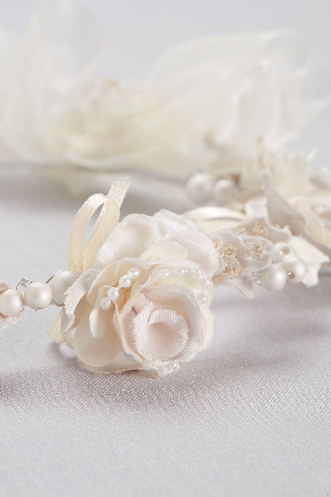 Diadema de flores con perlas, IVY CHAMPAGNE, hi-res