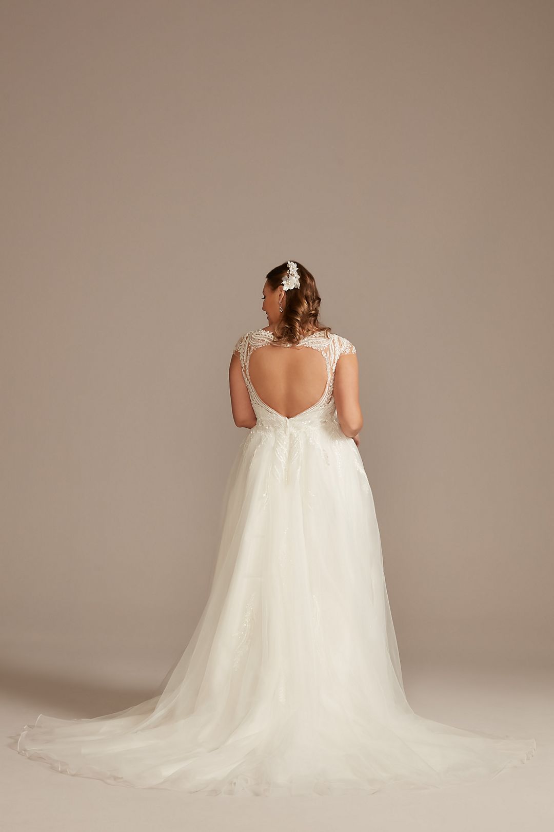 Vestido de novia línea A con escote corazón y falda de tul, MARFIL, hi-res
