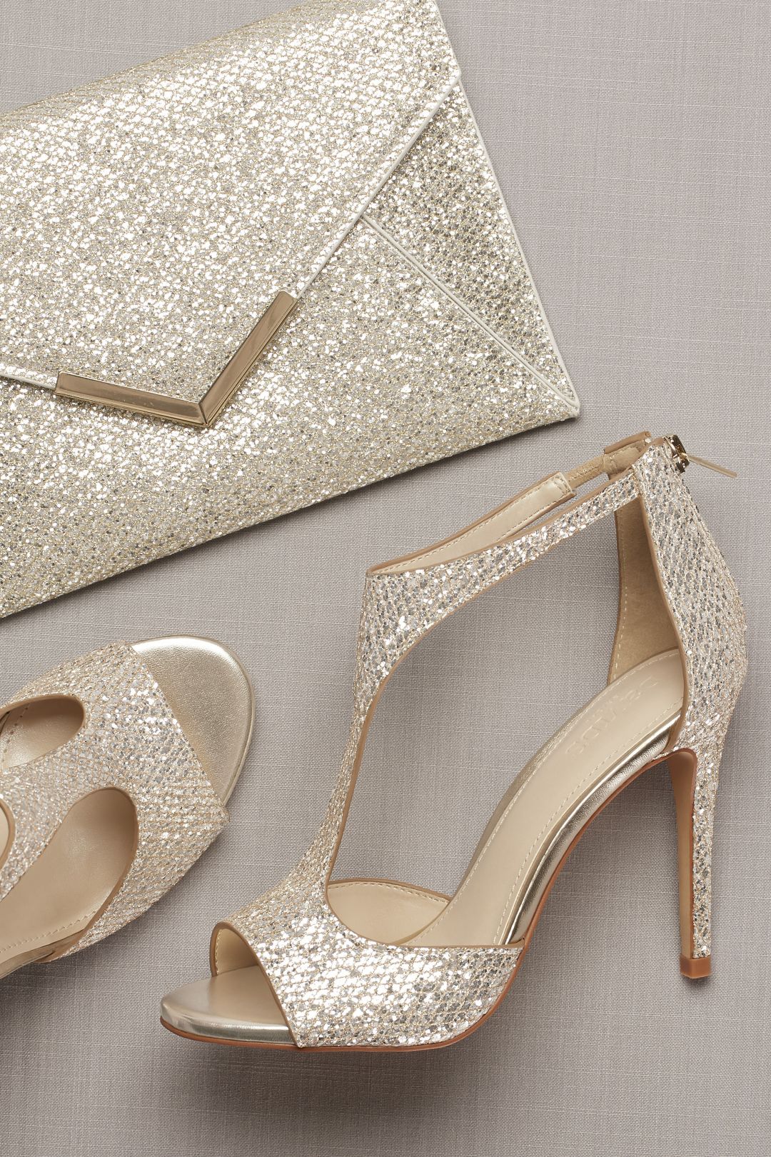 Tacones con brillos y cinta en T, ORO METÁLICO, hi-res