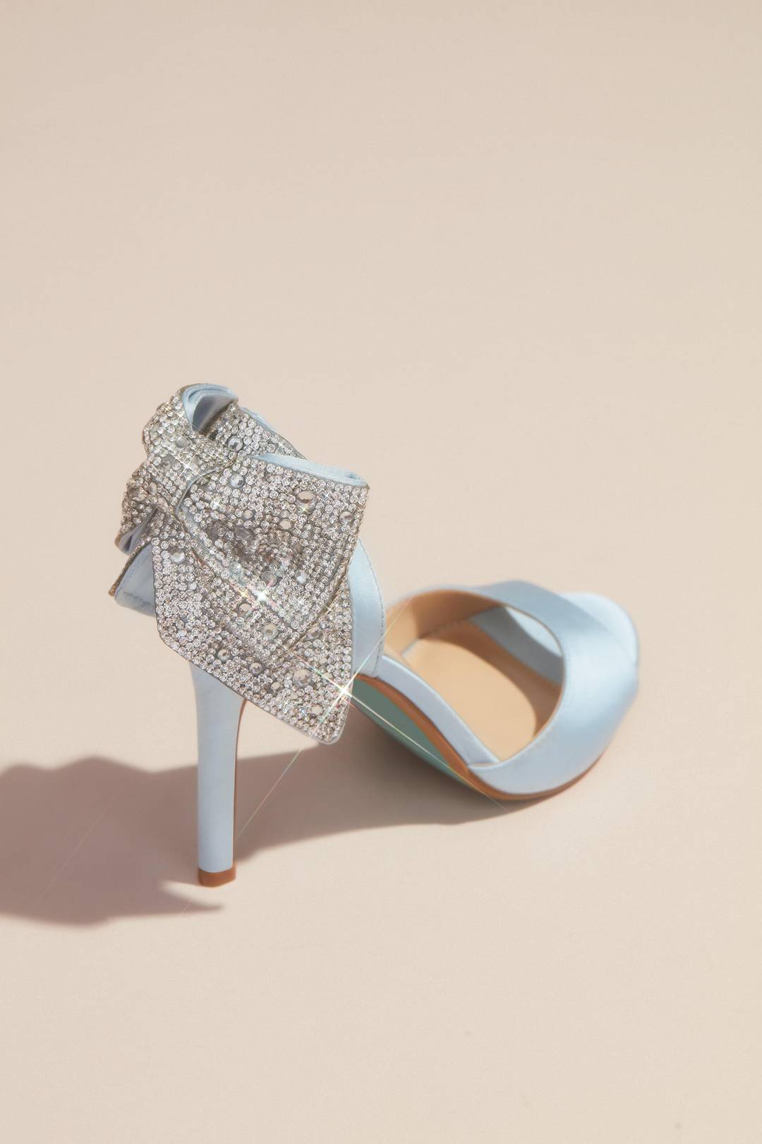 Zapatilla de novia de satín con moño de pedrería, AZUL, hi-res