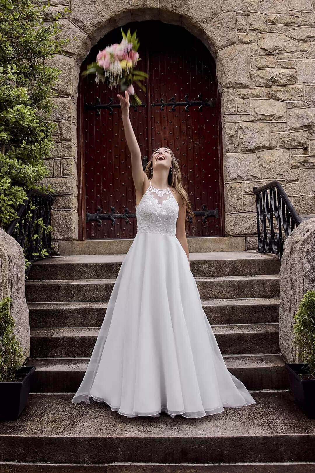 Vestido de novia línea A y escote halter, BLANCO SUAVE, hi-res