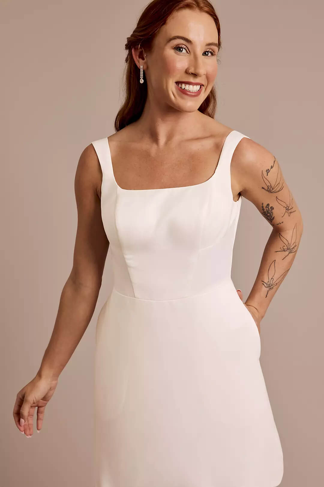 Vestido escote cuadrado y moño en espalda, BLANCO SUAVE, hi-res