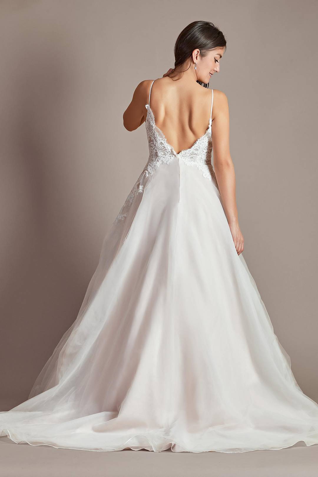 Vestido de novia línea A con aplicaciones de encaje, MARFIL/CASHMERE, hi-res