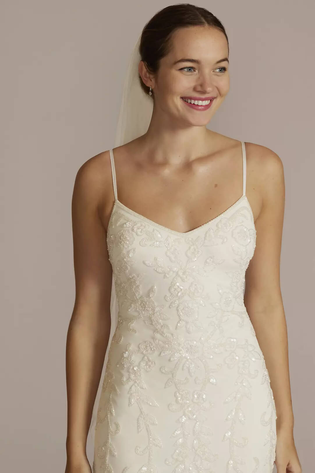 Vestido de novia con corte entallado y godet de flores y cuentas, BLANCO SUAVE, hi-res