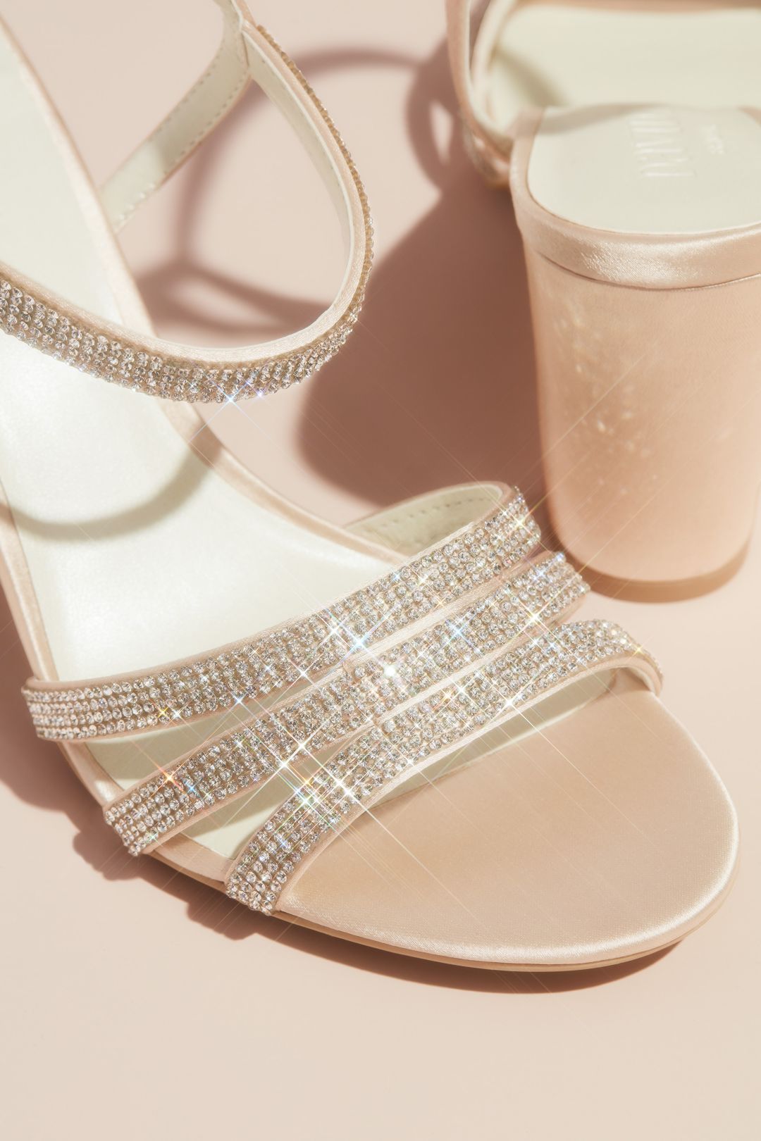Tacones con tiras cruzadas y brillo, IVY CHAMPAGNE, hi-res