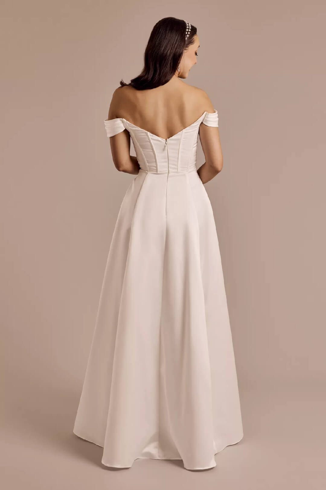 Vestido de novia de satín con hombros descubiertos, BLANCO SUAVE, hi-res