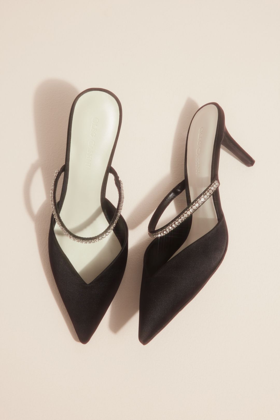 Zapatilla de novia en pico con pedrería, NEGRO, hi-res