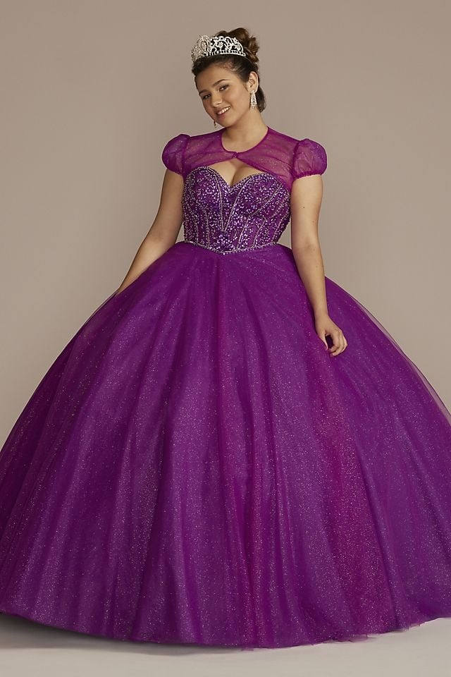 Vestido de quinceañera con escote asimétrico y aplicaciones florales en 3D, MORADO, hi-res