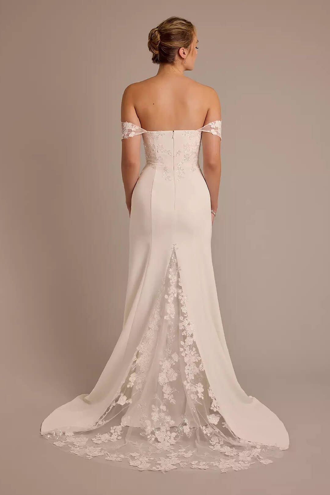 Vestido de novia con escote pronunciado, BLANCO SUAVE, hi-res
