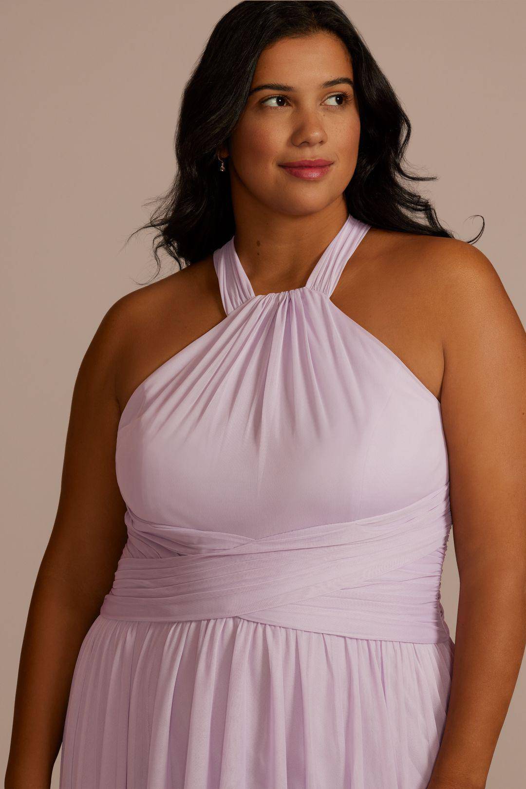 Vestido de dama halter con plisado en cintura, IRIS, hi-res