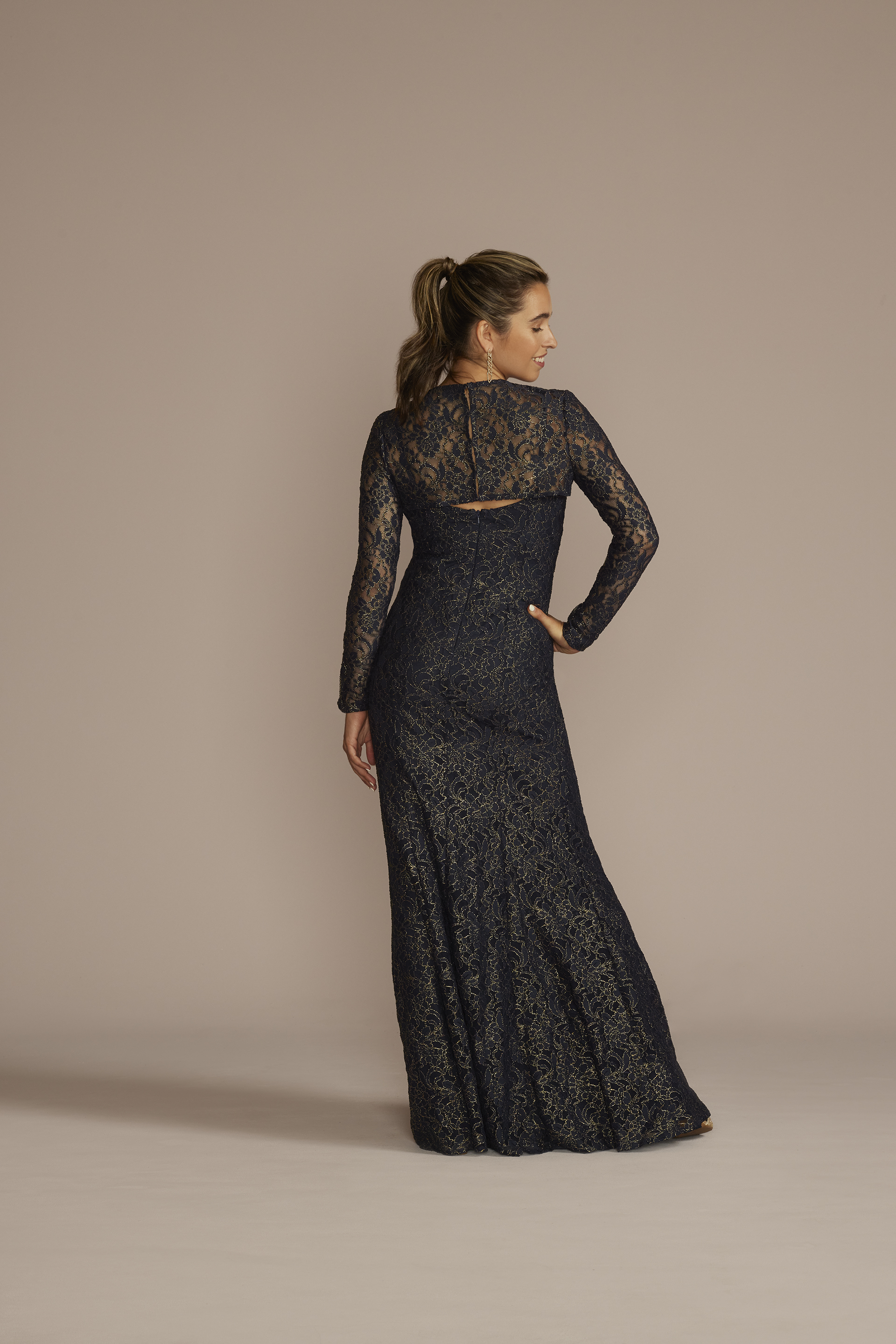 Vestido largo de encaje metalizado con bolero de mangas largas, MARINO/ORO, hi-res